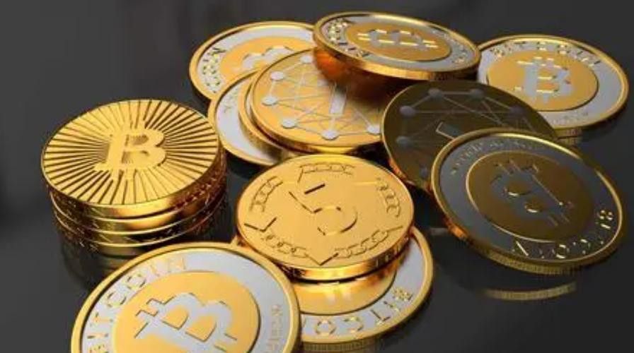 比特币跌穿21000美元，24小时下挫逾7000美元