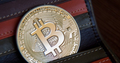 一个比特币价值4.8万，8000元买一台矿机，需要多少天能回本？